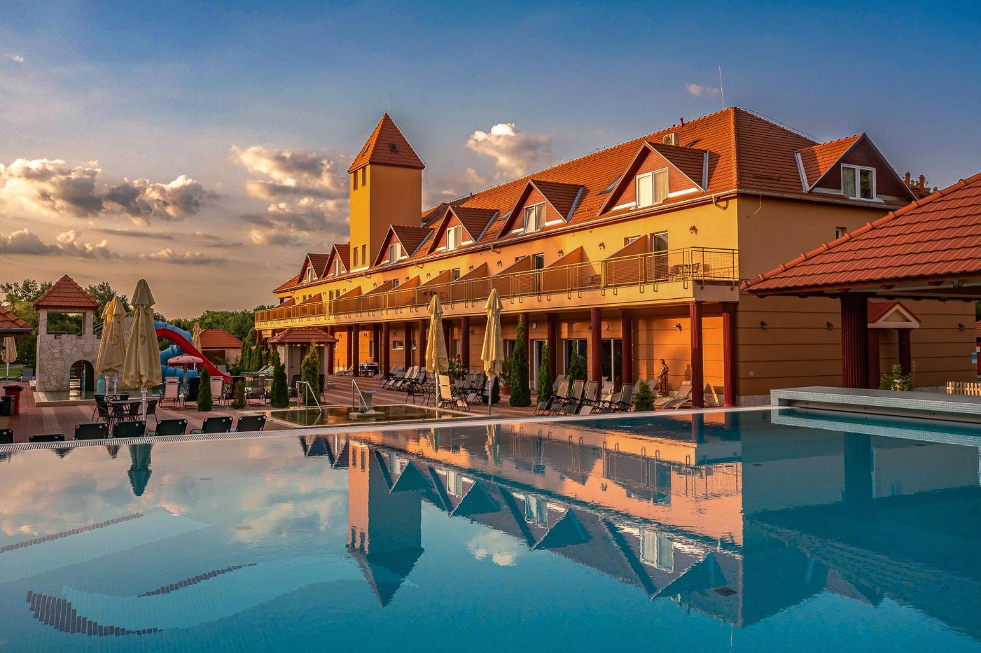 Termal Hotel Vesta Tapioszecso Exterior foto